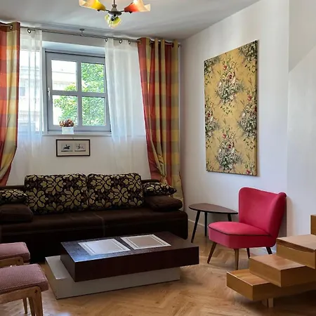 Apartment Two Bedrooms Center *