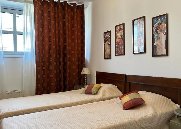 Two Bedrooms Center *