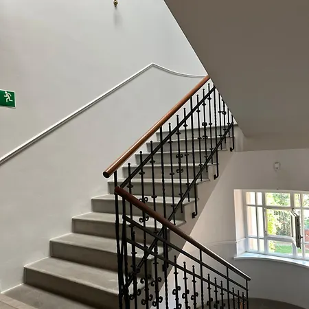 Two Bedrooms Center Apartment