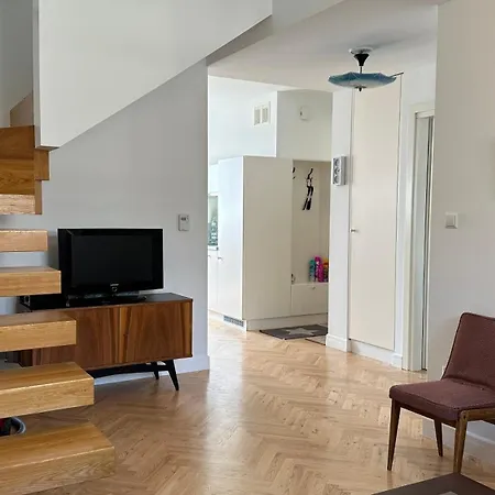Apartment Two Bedrooms Center *